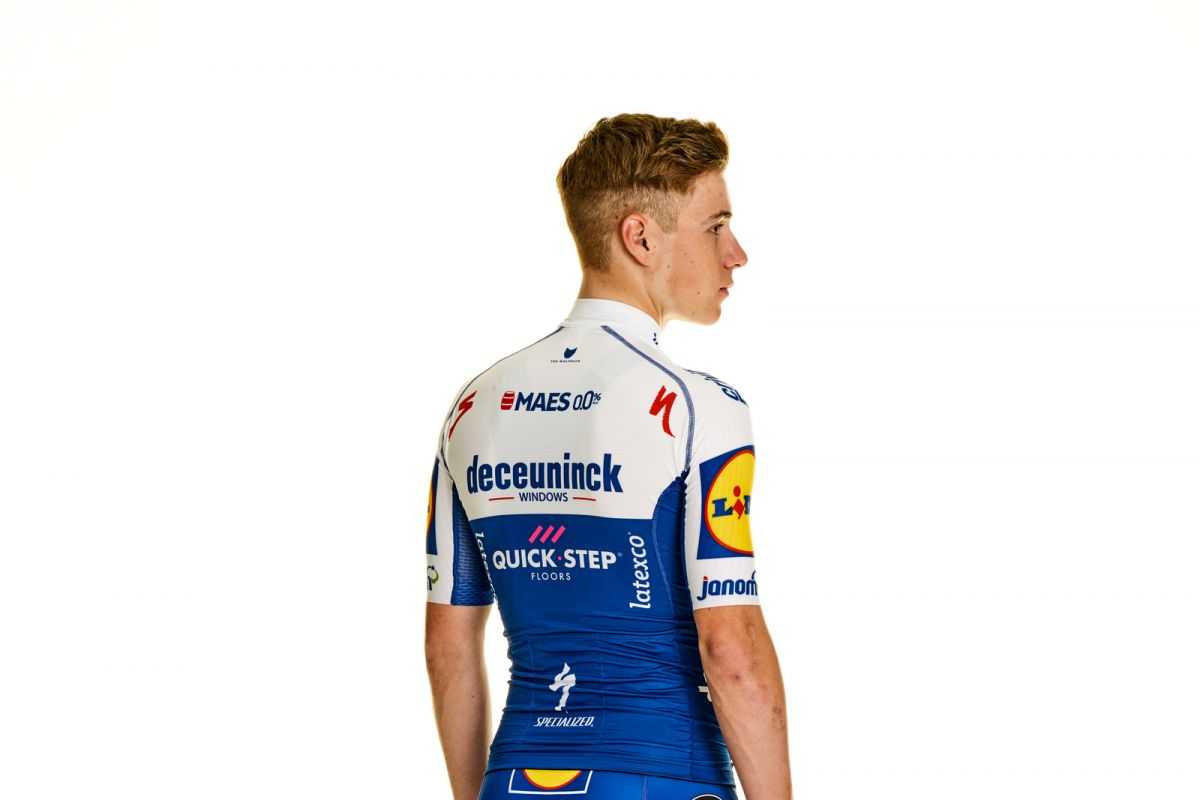 Deceuninck quick shop step jersey